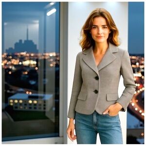 Tahari ASL Women's Two-Button Blazer. Black, White. Size 6